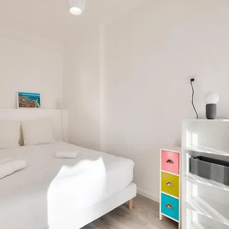 公寓 Le Petit Fleury - Balcony, Calm In 戛纳