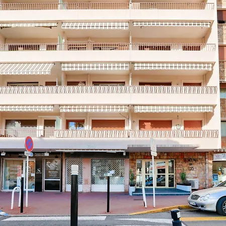 Le Petit Fleury - Balcony, Calm In 戛纳